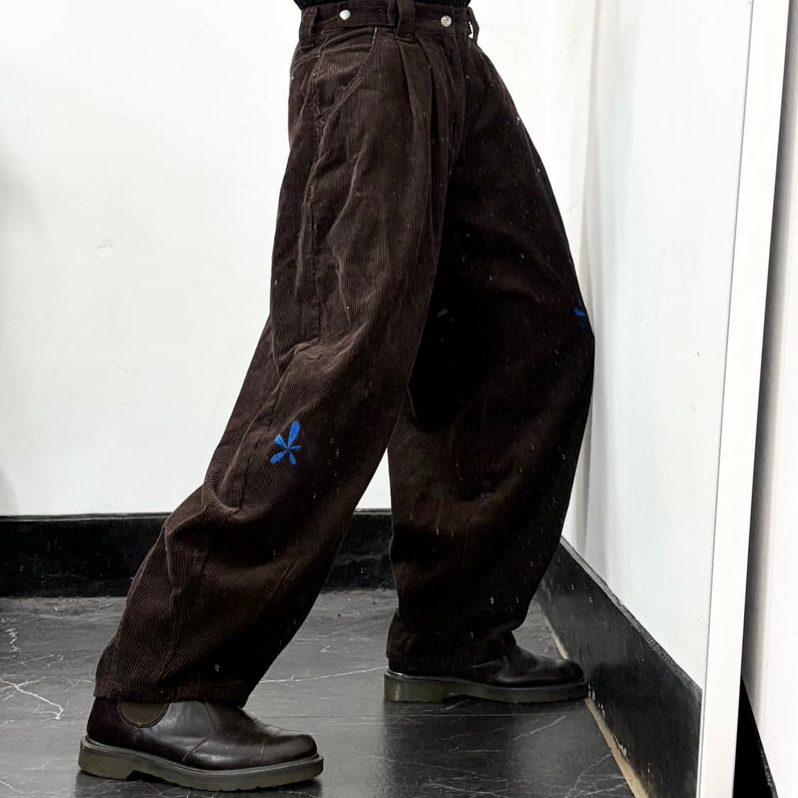 글랙 투턱 코듀로이 벌룬 팬츠 상품이미지4