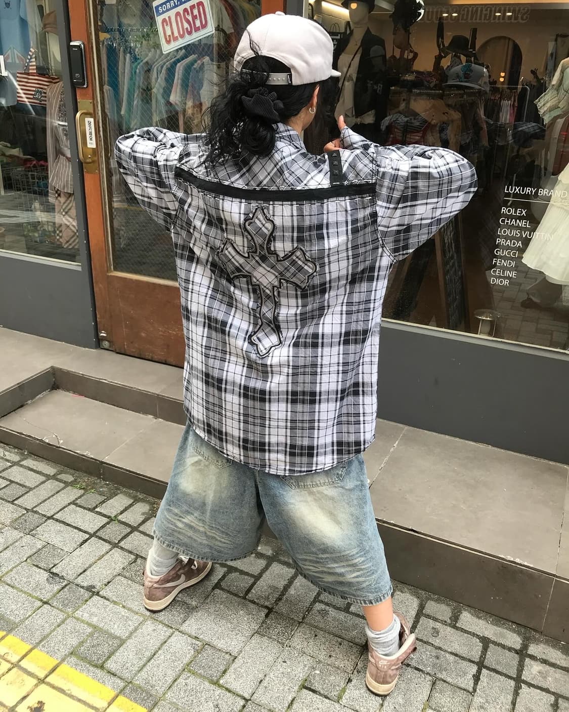 Check Pattern Embroidery Shirt 상품이미지2