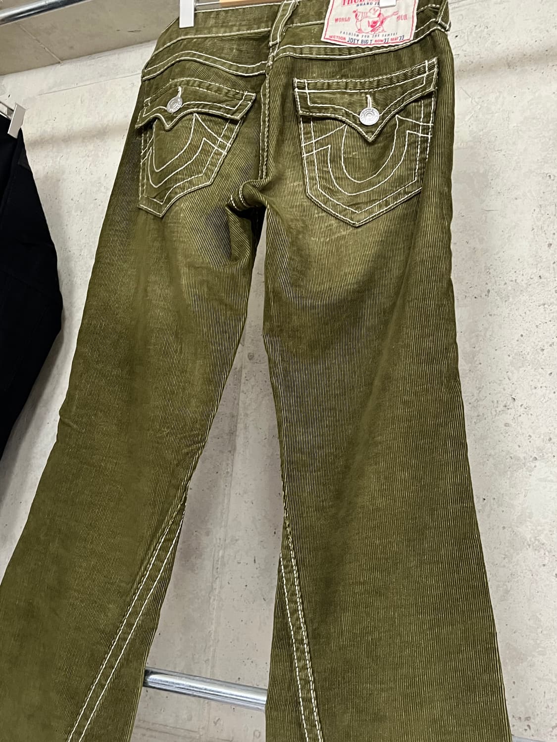 True Religion Joey Big T Corduroy Pants 상품이미지7