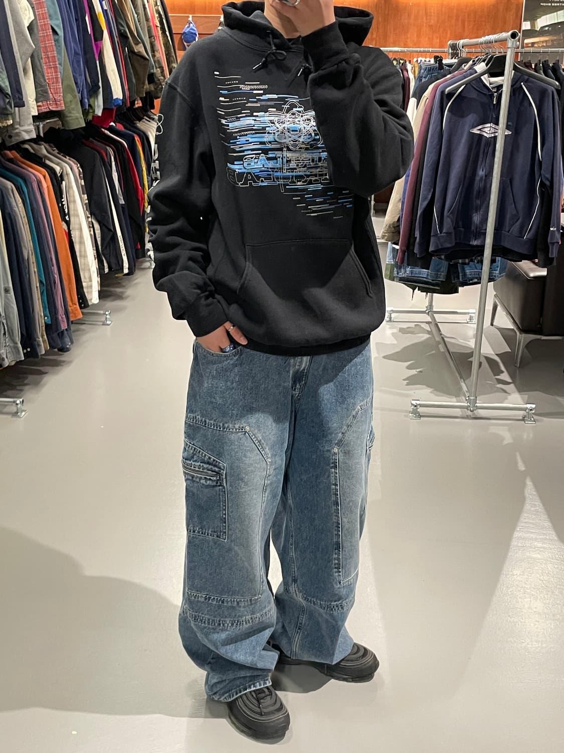 러셀 프린팅 후드 티셔츠    상품이미지6