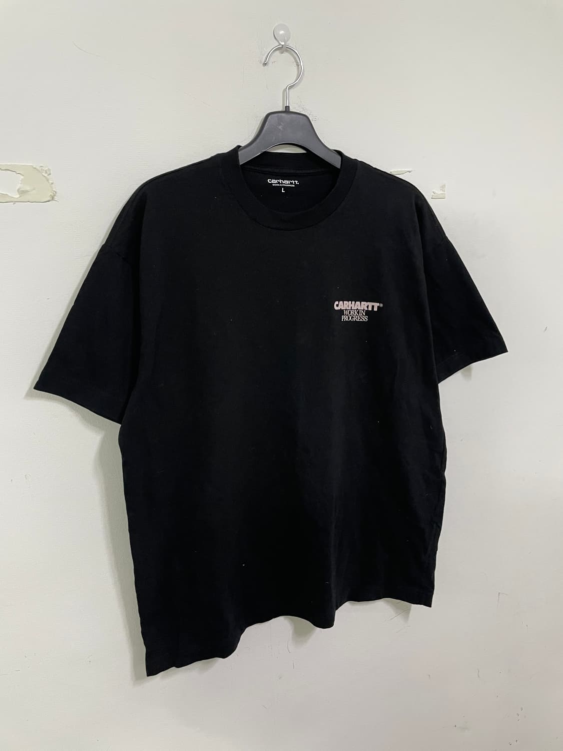 칼하트 WIP 반팔 티셔츠 상품이미지1