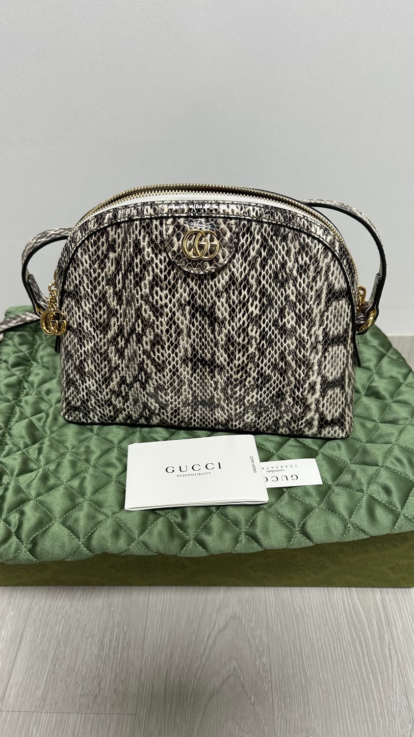구찌 오피디아 GG 스몰 스네이크 스킨 숄더백 정품 새상품 490만원 상품이미지8