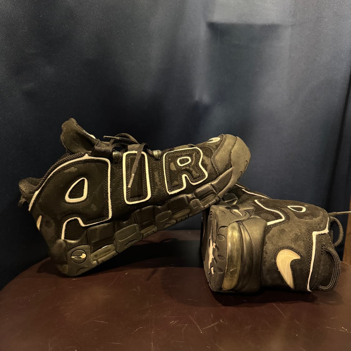 NIKE 에어 모어 업템포 블랙 상품이미지5