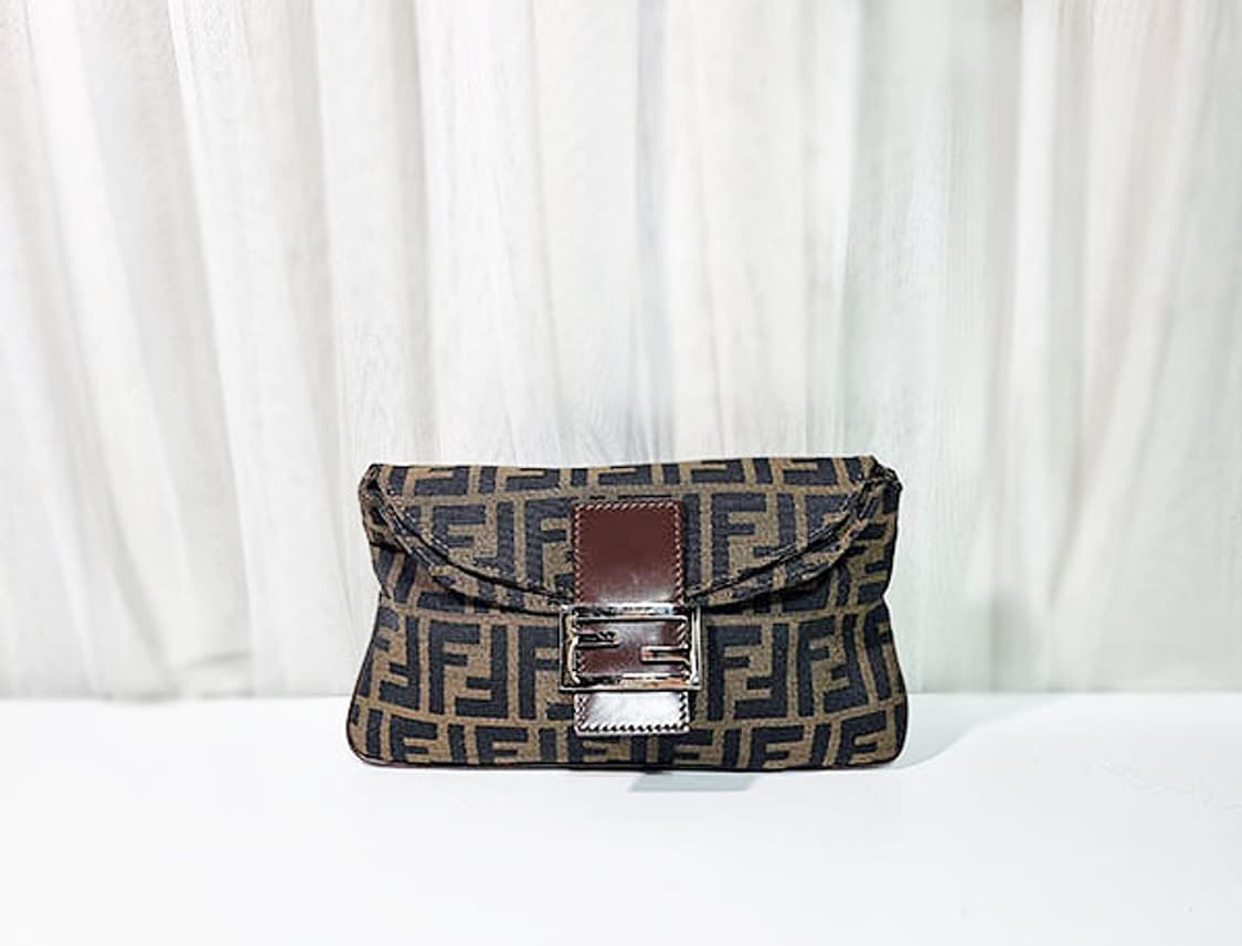 펜디 클러치 상품이미지1