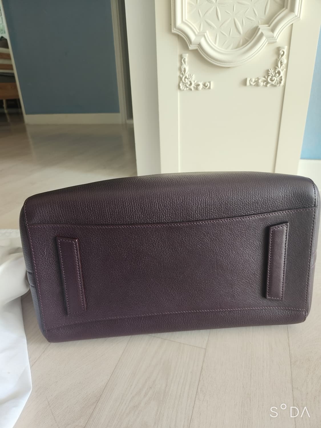 면세점정품)안티고나 미듐 상품이미지3