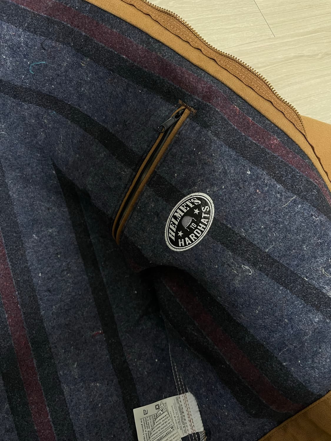 칼하트 브라운 덕 디트로이트 재킷 j001  ITEMS TO HARDH 상품이미지2