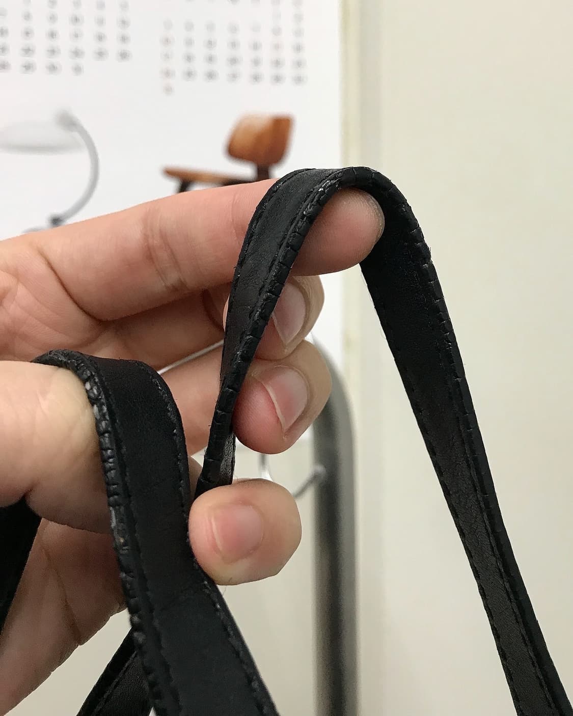 버버리 은장 로고 포코노 쇼퍼백 상품이미지5