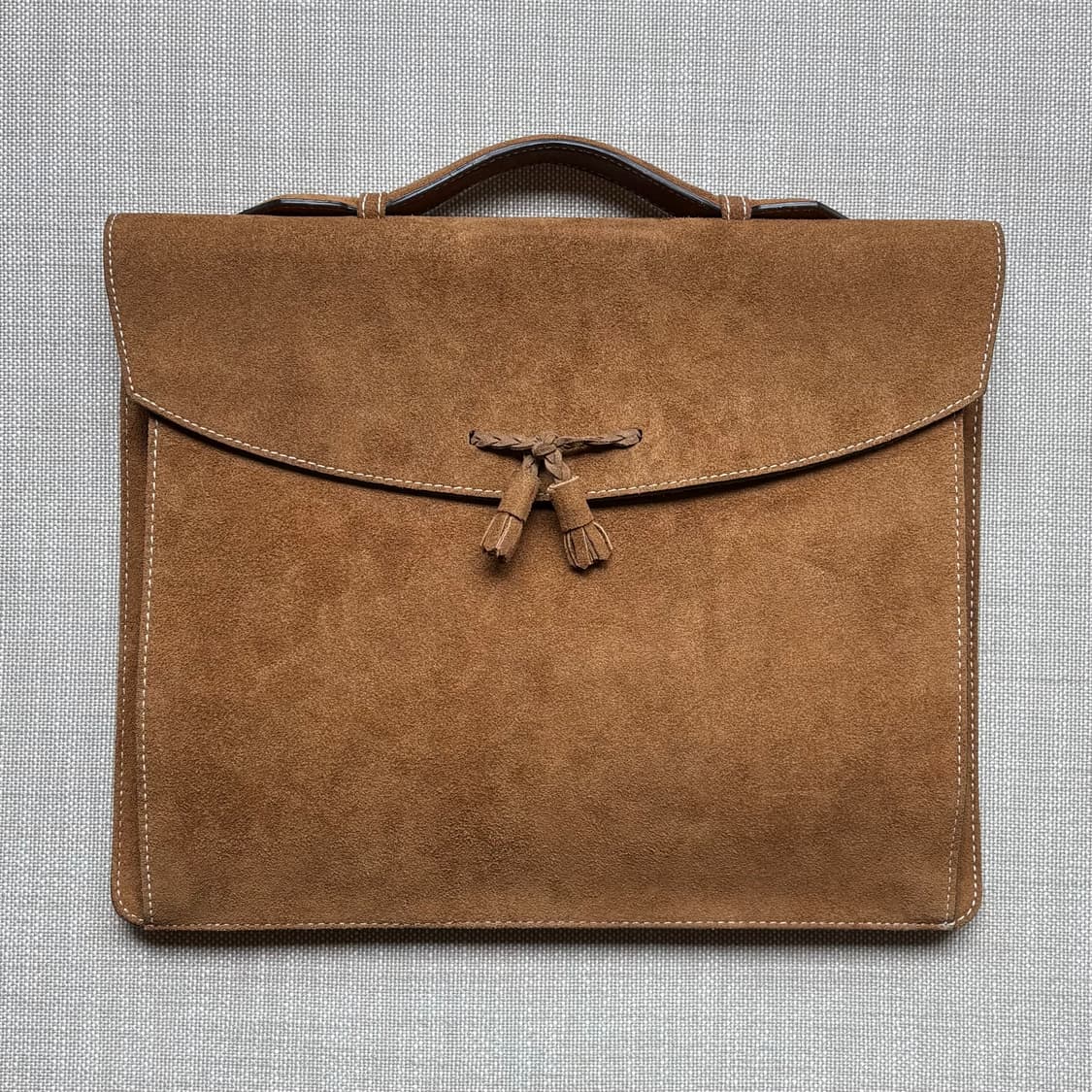 [28 x 35.5] 토마스 브라운 스웨이드 태슬 브리프케이스 상품이미지1