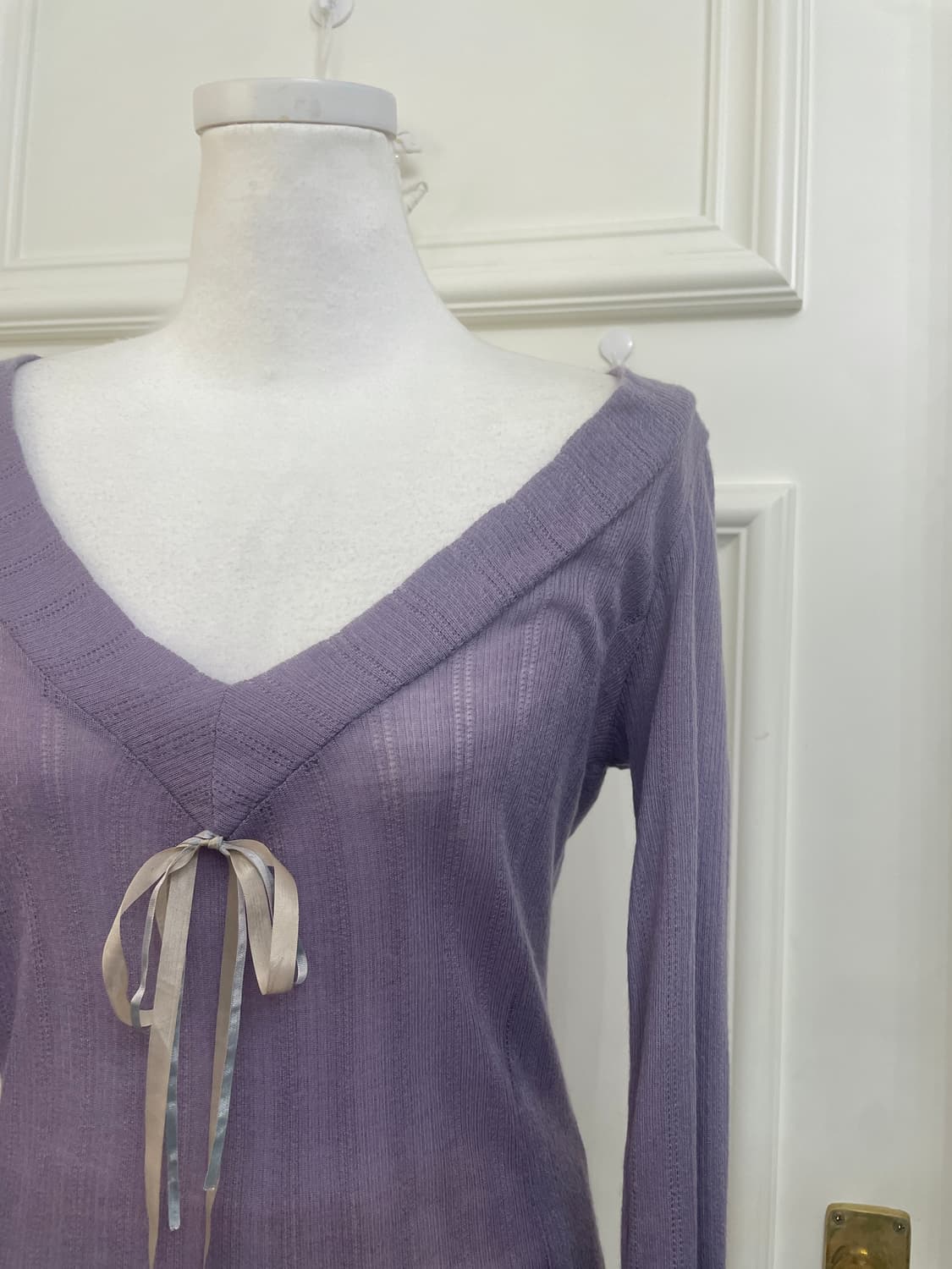 purple satin bow v-neck knit top 상품이미지7