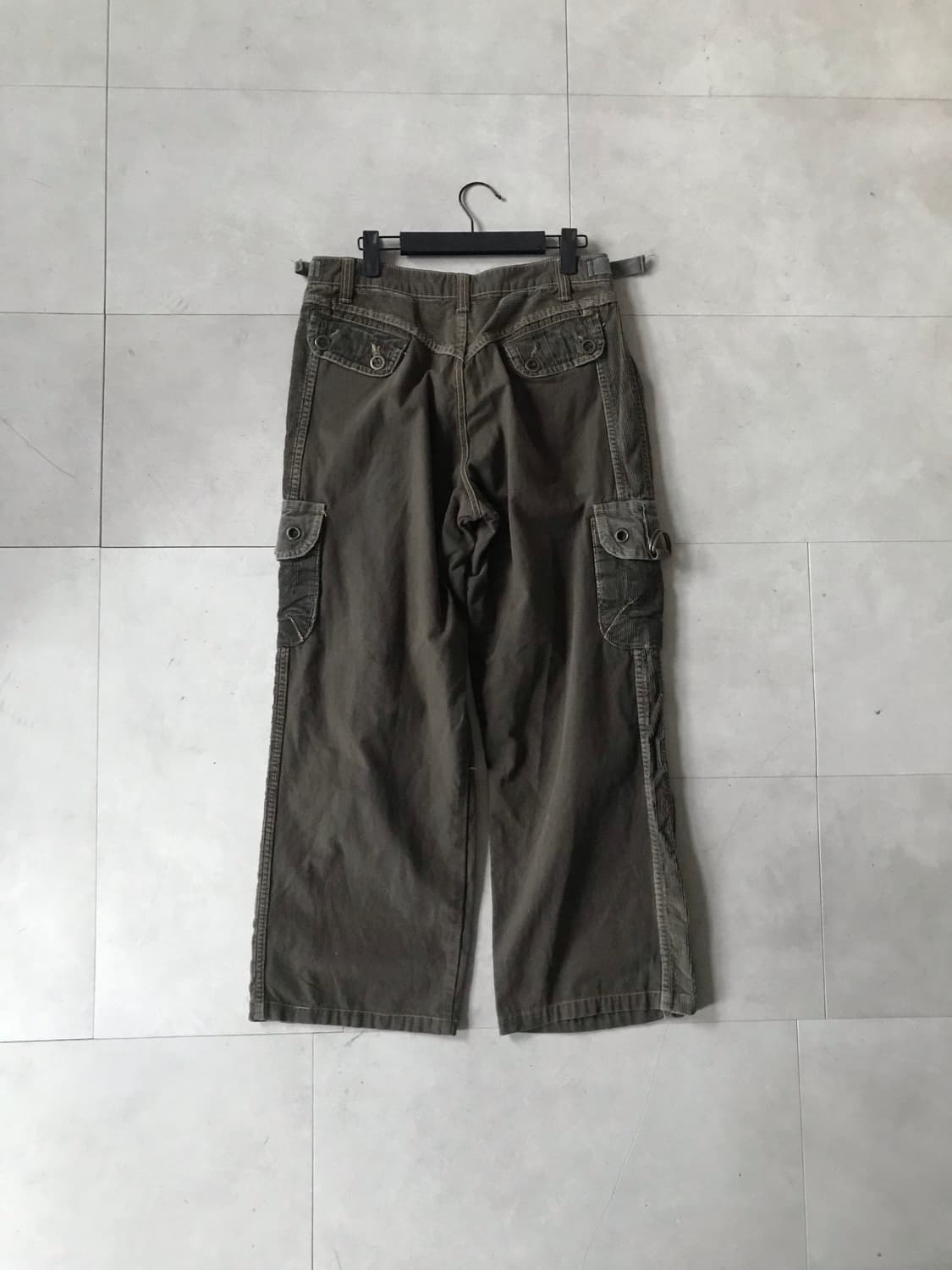 카키브라운 코듀로이 디테일 카고팬츠 상품이미지6