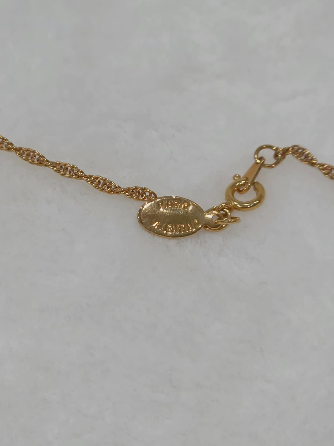 발렌티노 골드 발레 토슈즈 큐빅 목걸이 상품이미지2