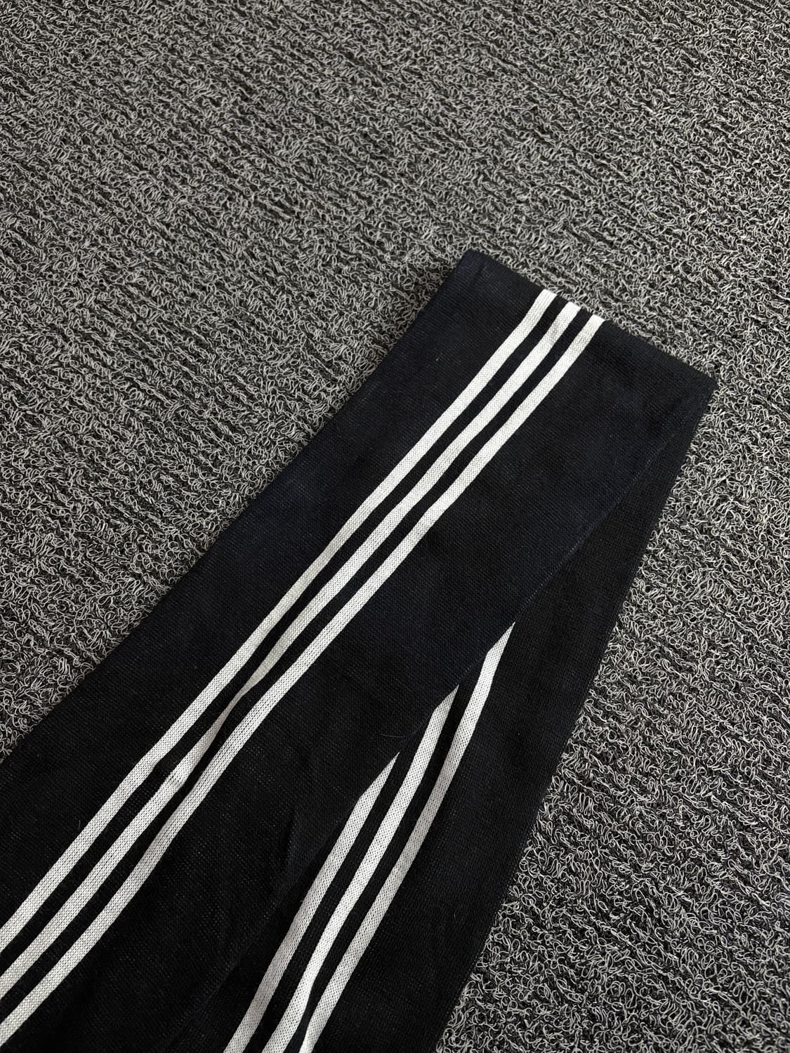 00s 아디다스 올드스쿨 에센셜 블랙 머플러 1787 상품이미지4