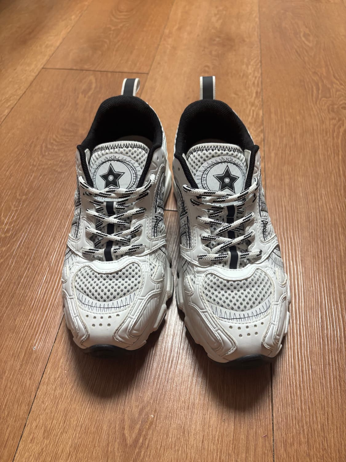 정품)디올 크로노 스니커즈 35 상품이미지6