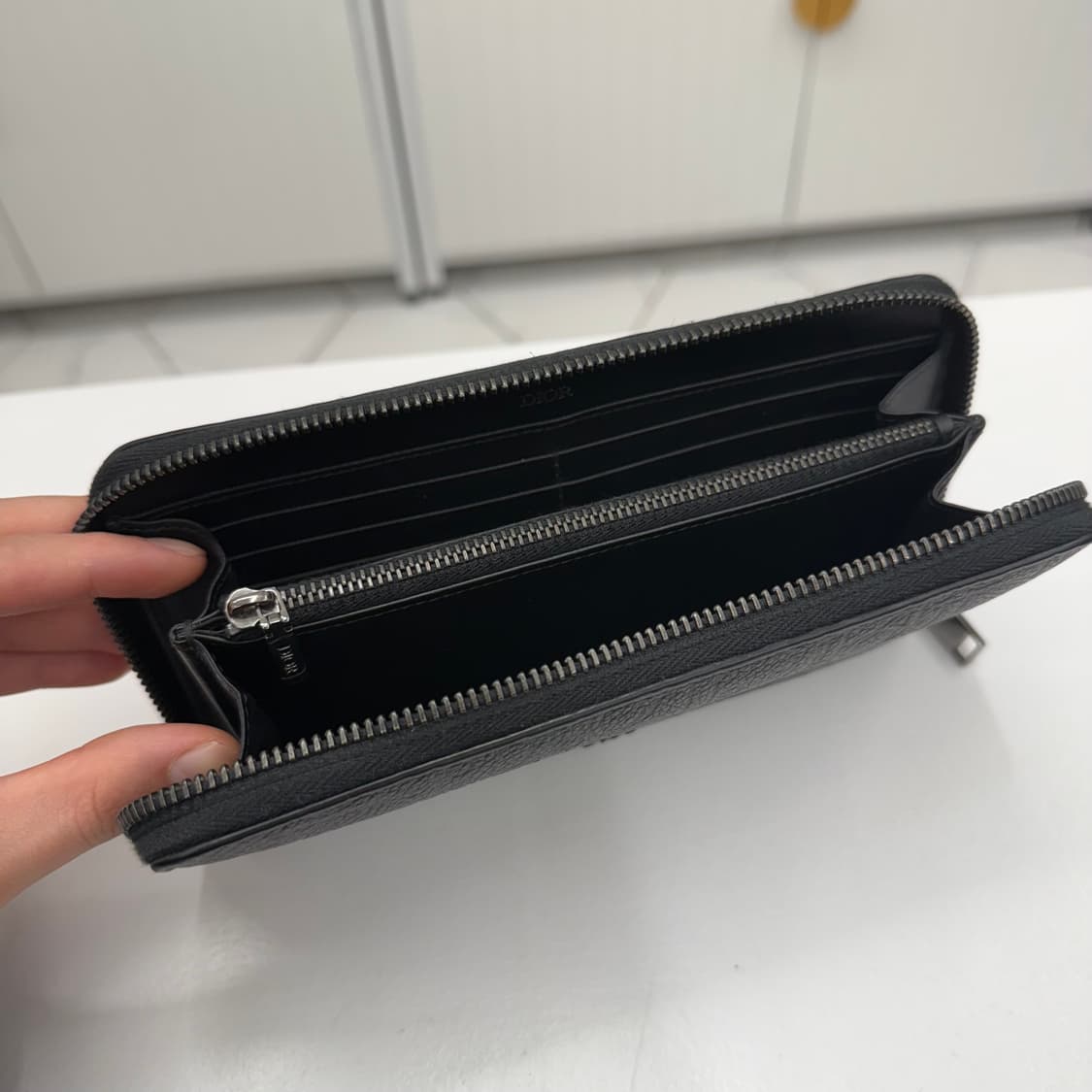 디올 오블리크 그래비티 지퍼 장지갑 상품이미지5