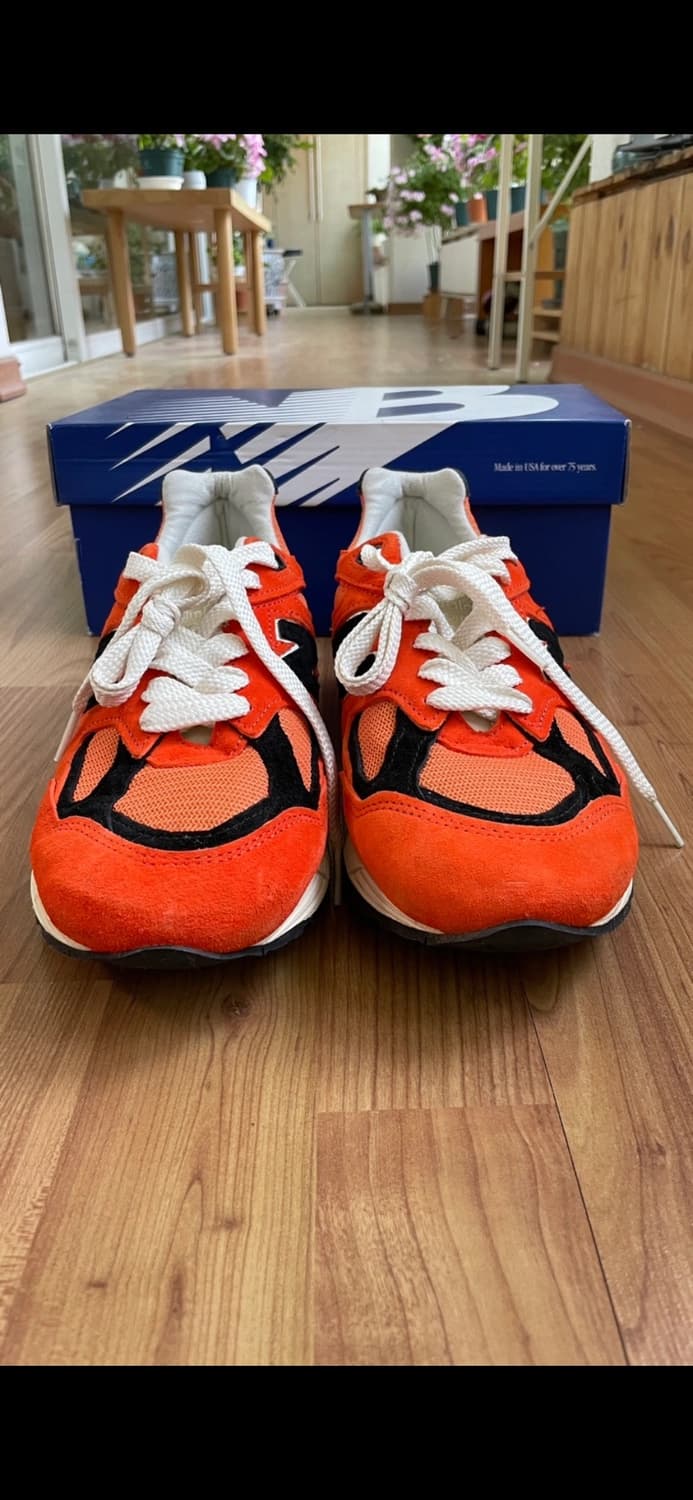 뉴발란스 990 v2 마리골드(오렌지) 판매 상품이미지2