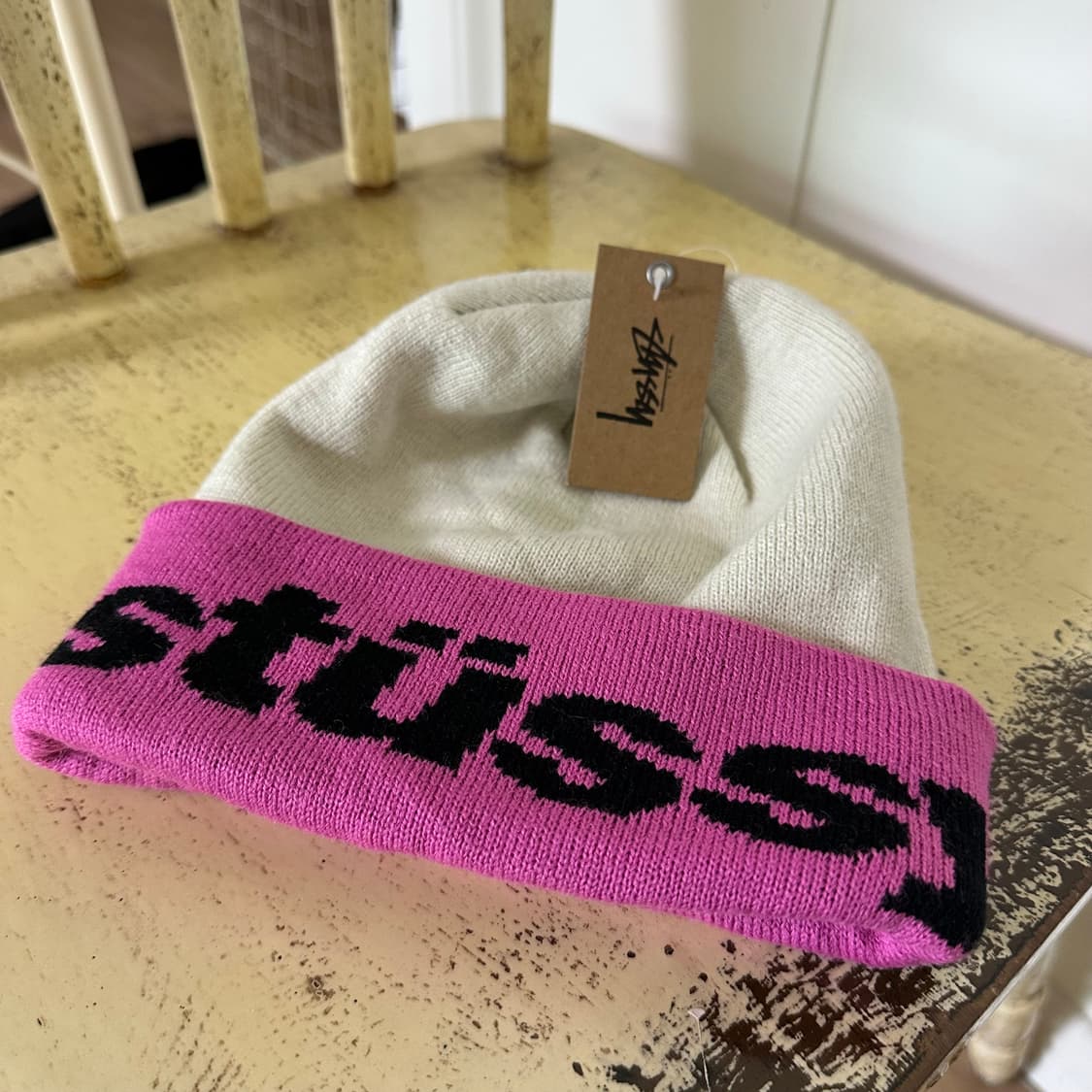 스투시 헬베티카 자카드 비니 새상품 상품이미지1