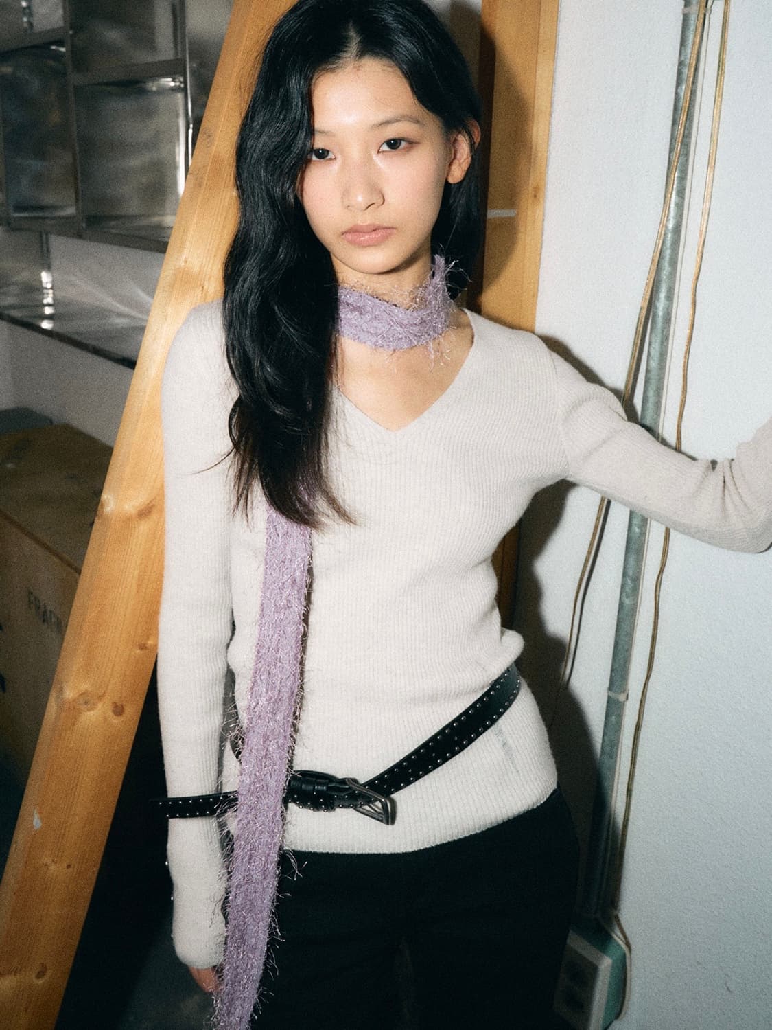 헬레네파리스 데미지드 브이넥 리브드 니트 오트밀 상품이미지4