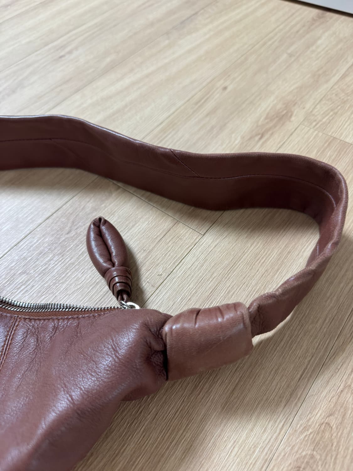 르메르 크루아상 백 스몰 상품이미지4