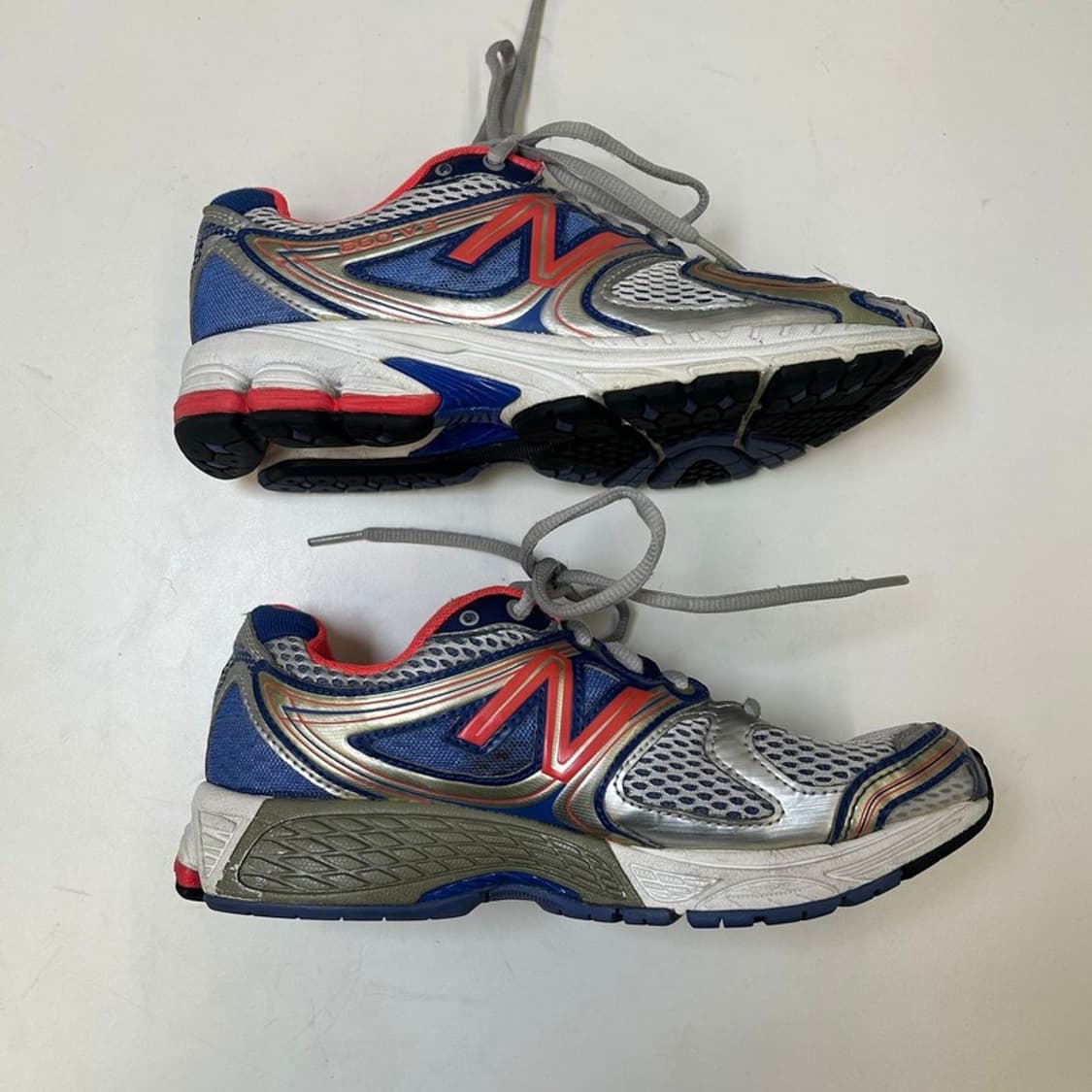 뉴발란스 860v3 러닝화 실버/블루/레드 US 5 상품이미지3