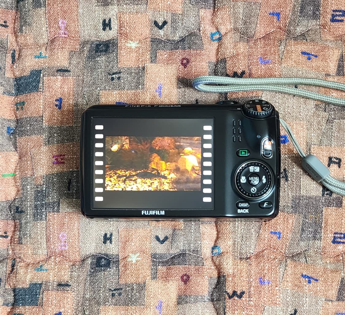 후지필름 FinePix F300EXR 빈티지 디카 팝니다. 상품이미지3