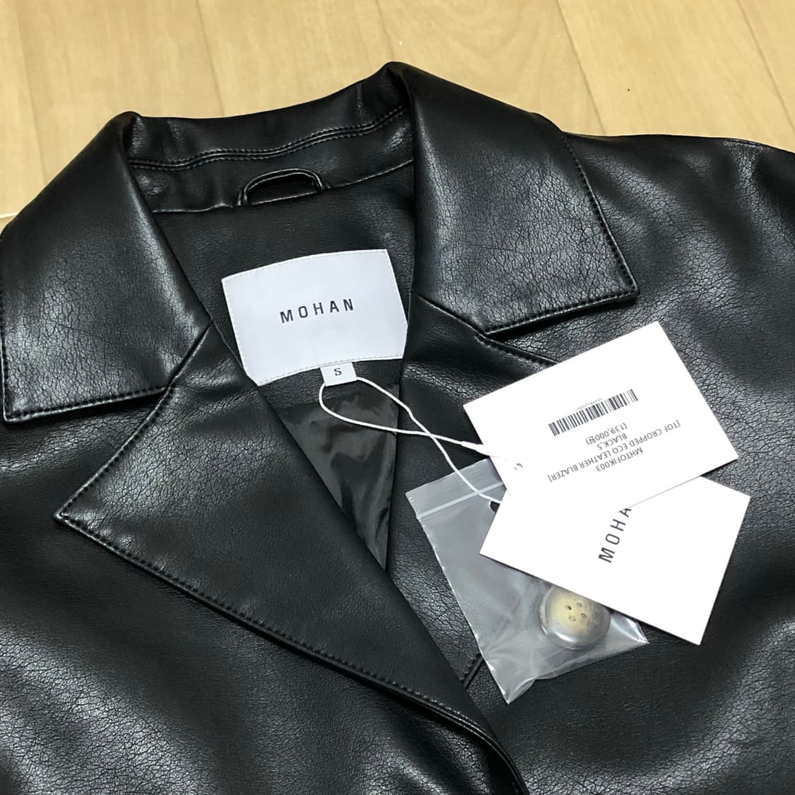 mohan 모한 tof 크롭 에코 레더 블레이저 (새상품) 상품이미지3