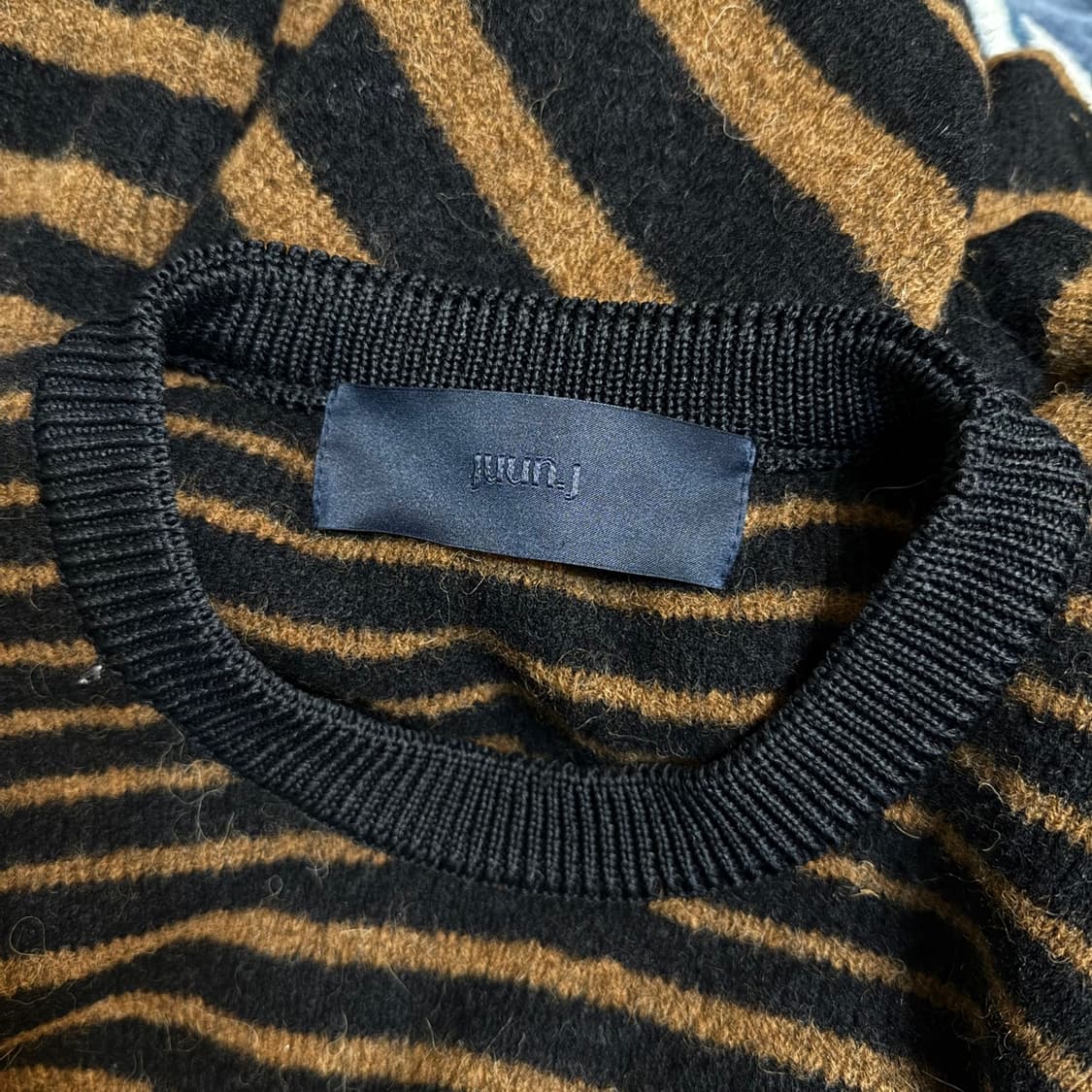 [L] 준지 Juun.J 알파카 혼방 스트라이프 니트 상품이미지5