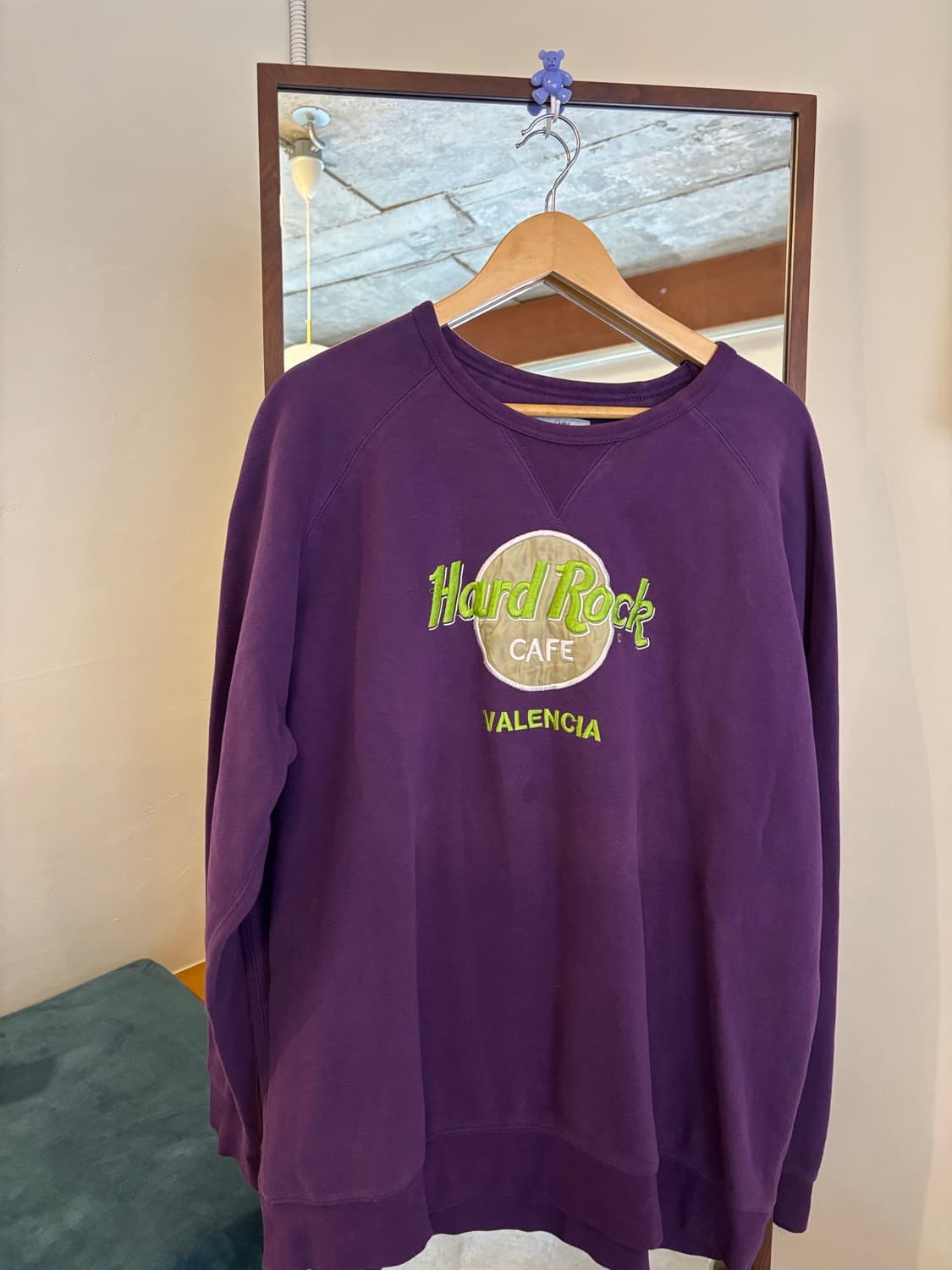 하드락카페 발렌시아 보라색 맨투맨 상품이미지2