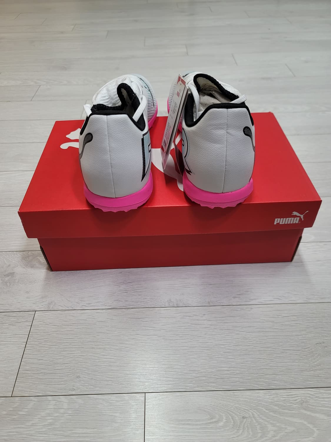 (270)푸마 풋살화 퓨처 7 플레이 TT[대전 직거래도 가능] 상품이미지7