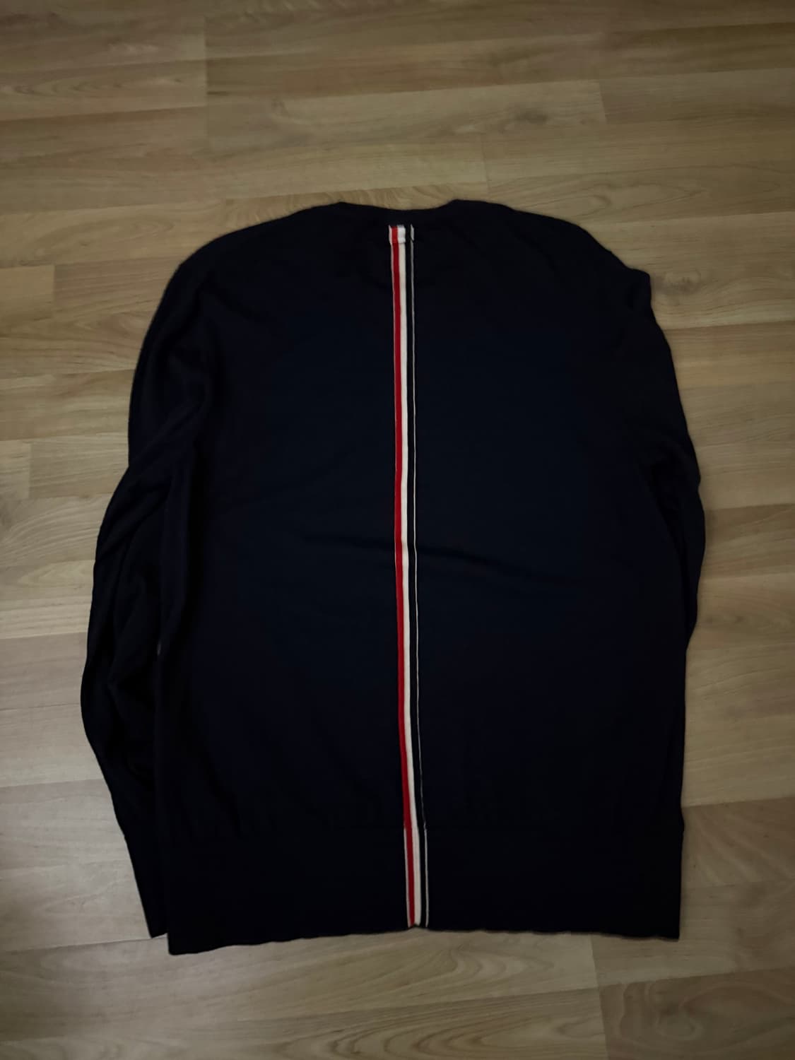 톰브라운 백삼선 메리노울 니트 상품이미지2