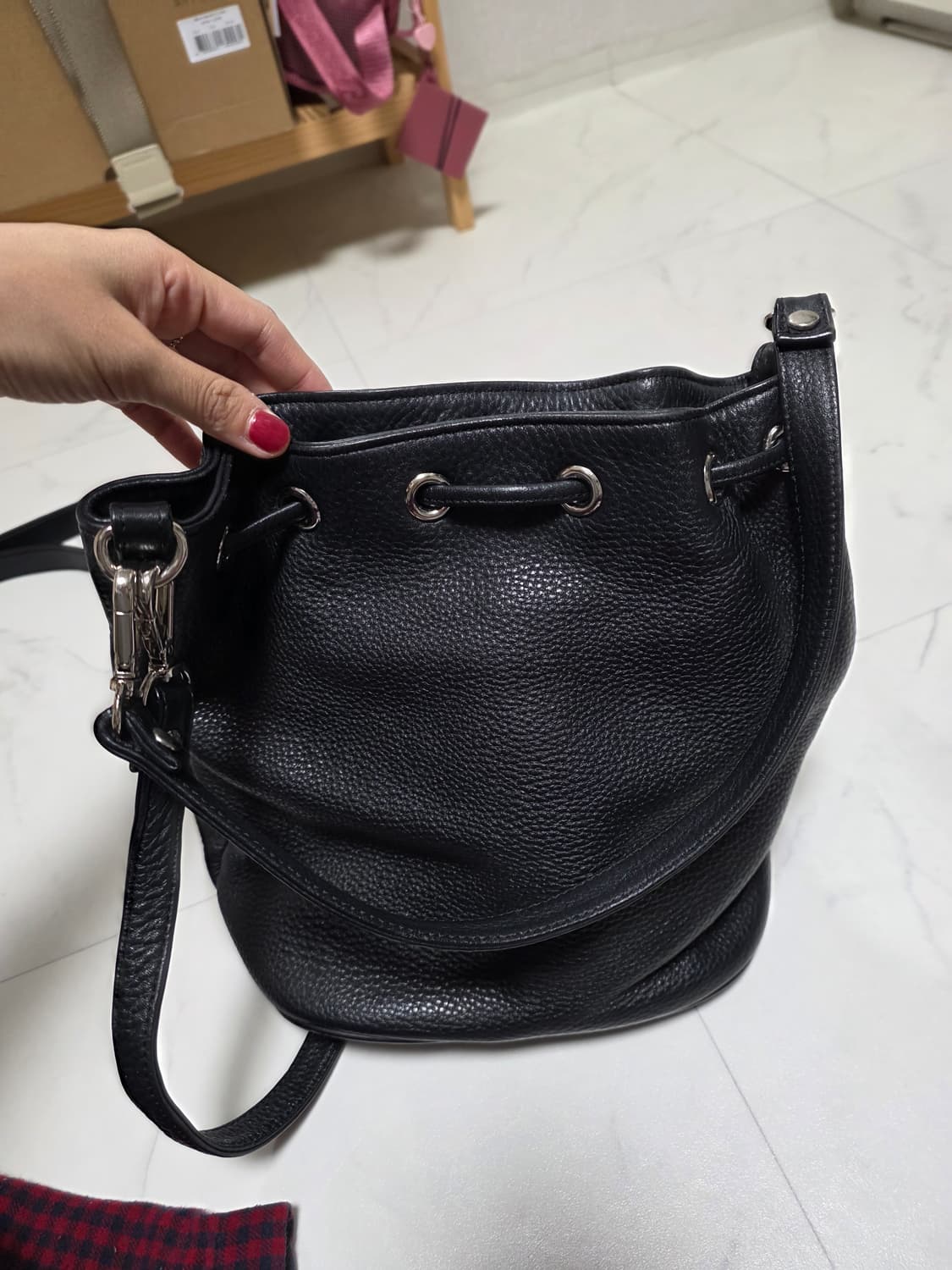 에디네띠 버킷백 상품이미지5