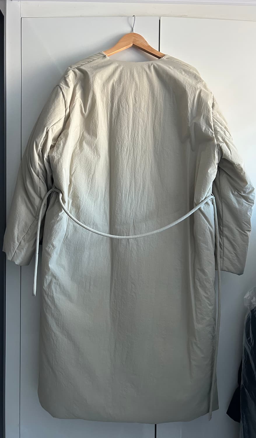 AMOMENTO 아모멘토 머플러 롱패딩 코트 상품이미지3