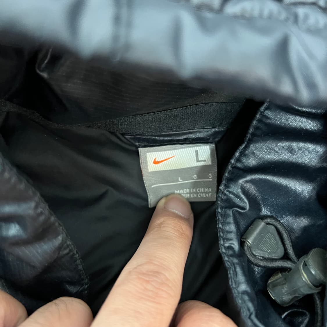 나이키 스우시 AIG 맨체스터 유나이티드 점퍼 자켓 블랙 상품이미지4