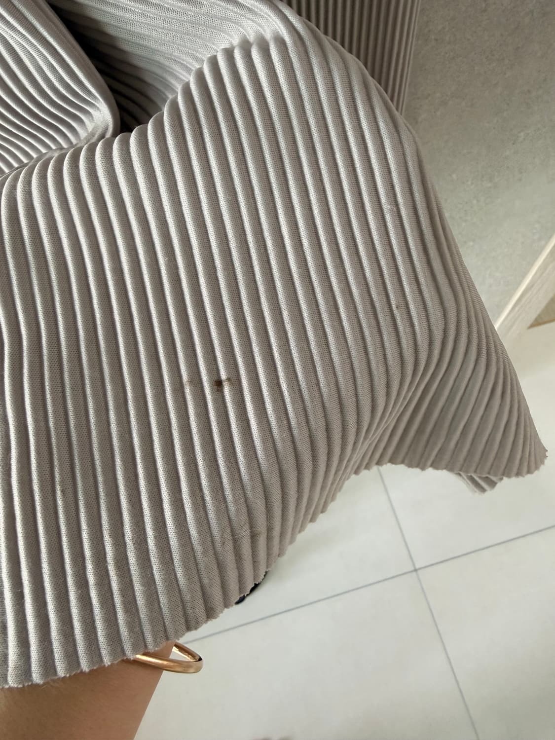 플리츠 주름 얇은 긴바지 그레이 홈웨어 상품이미지4