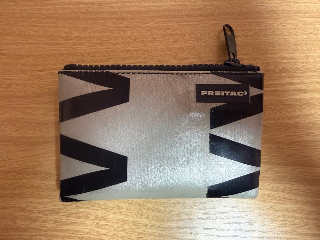 프라이탁 카드지갑 상품이미지1