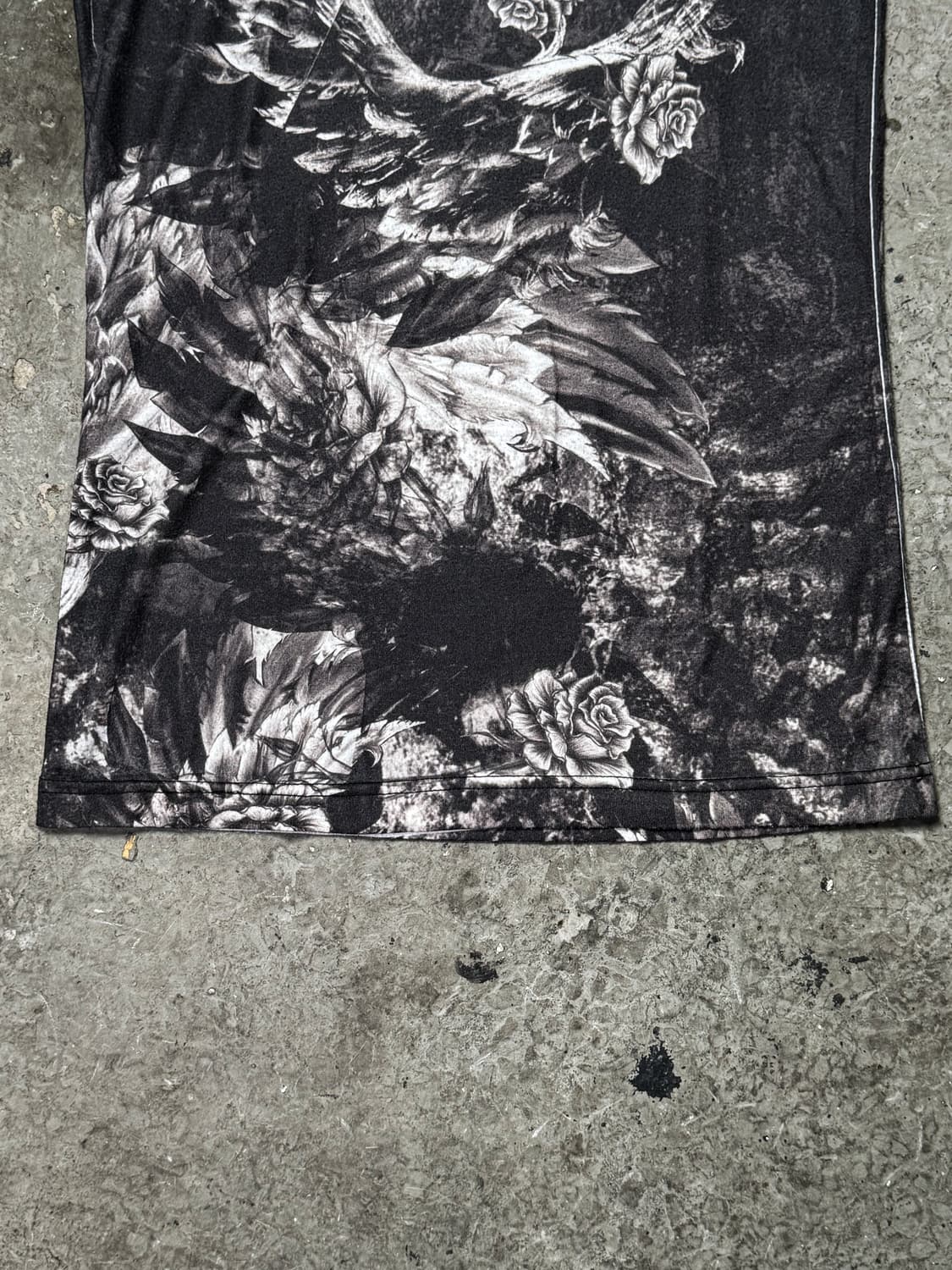 MIDAS – Angel Wing Graphic V-neck Tee 상품이미지9