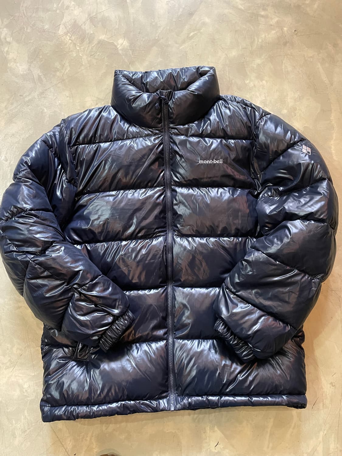 몽벨 유광 패딩 2XL (110) 상품이미지5