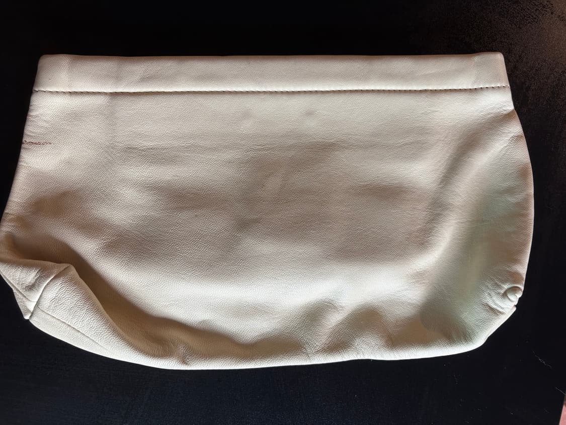 ACNE 아이보리 클러치 상품이미지3