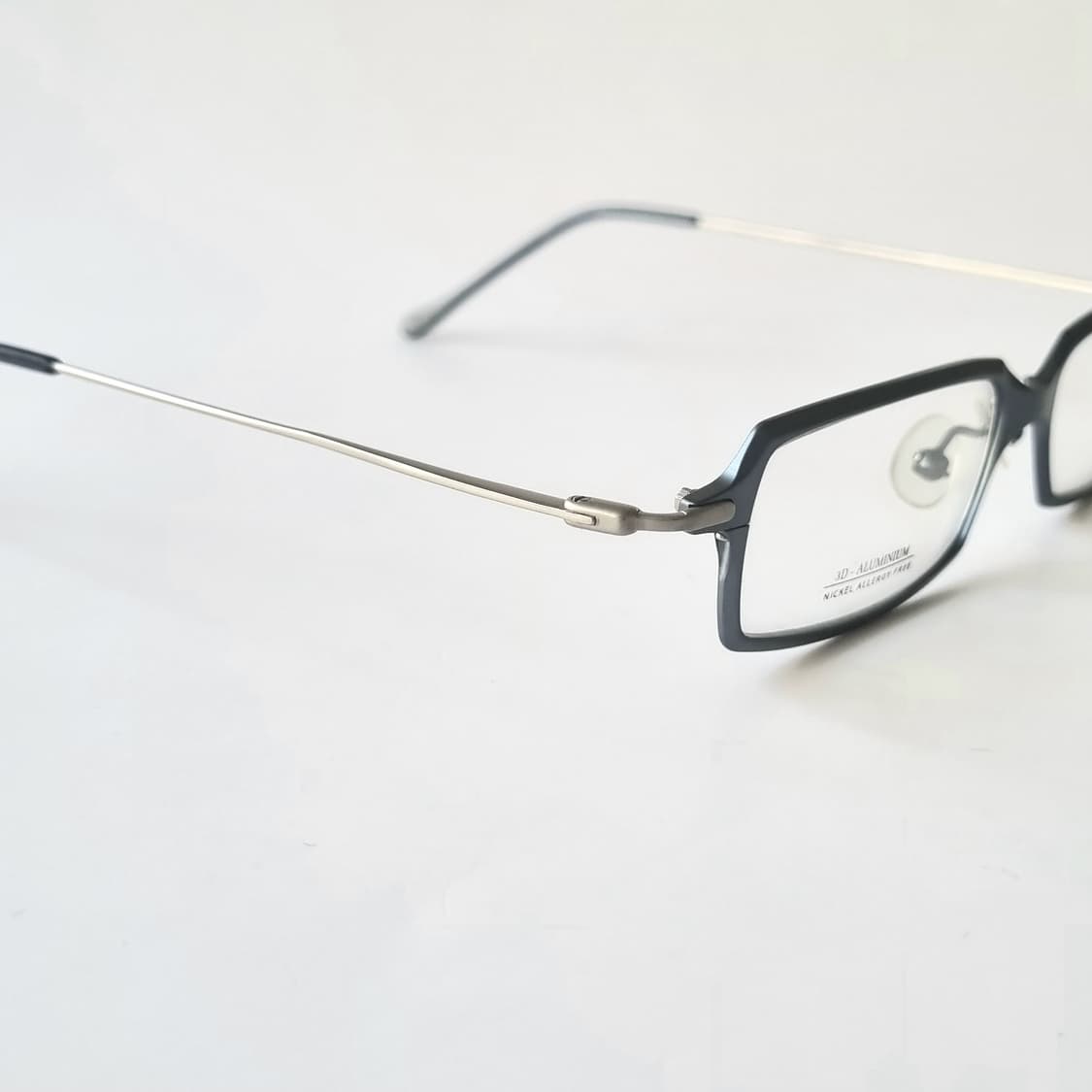데드스탁 긱시크 초경량 알루미늄 무광 안경테  1411 상품이미지7