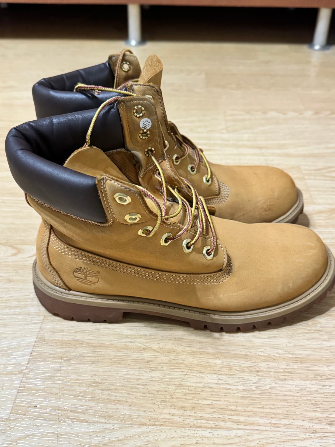 팀버랜드 6인치 프리미엄 부츠 7M (240) 상품이미지5