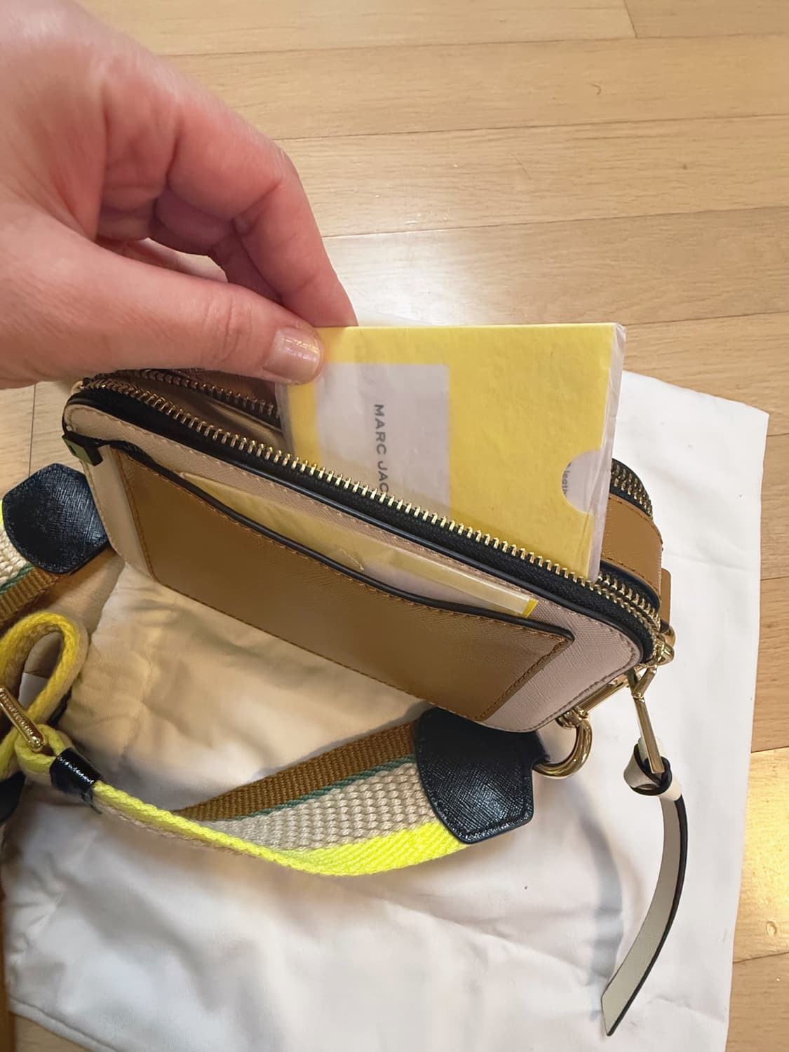 마크 제이콥스 스냅샷 크로스백 상품이미지9