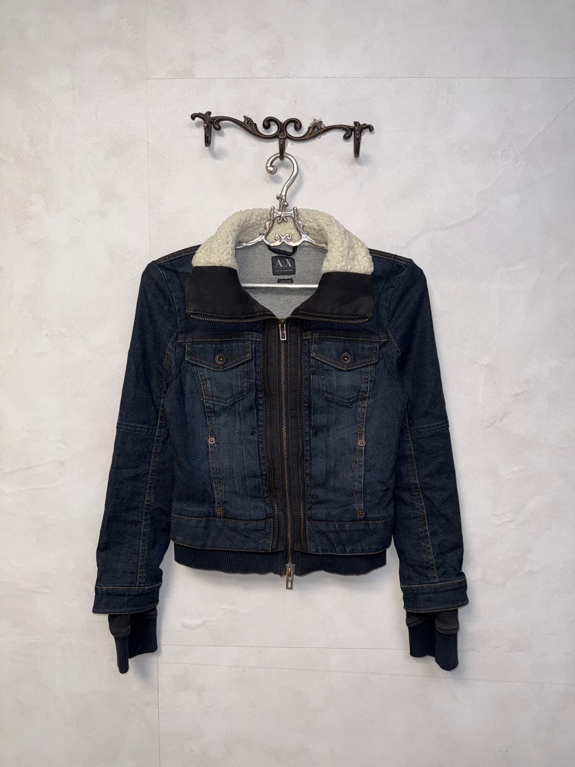 Armani Exchange raw denim fur 투웨이 집업 상품이미지2