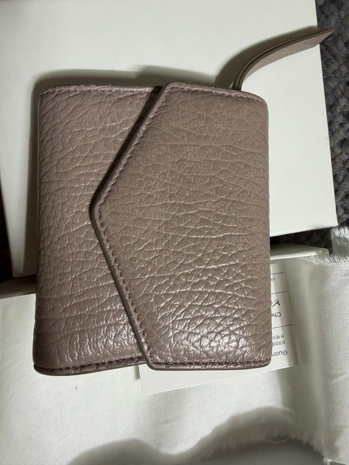 메종 마르지엘라 엔벨롭 트리폴드 스티치 반지갑 상품이미지2