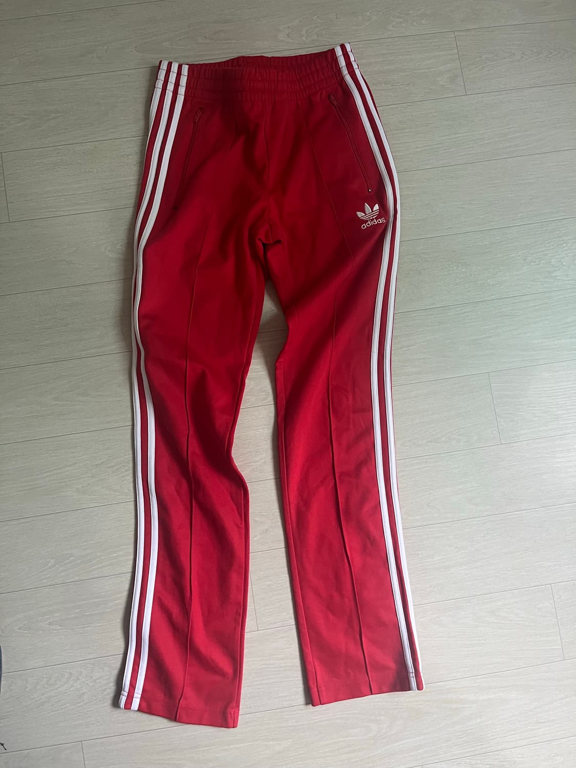 아디다스 유로파 트랙팬츠(블랙, 레드, 여성s) 상품이미지4