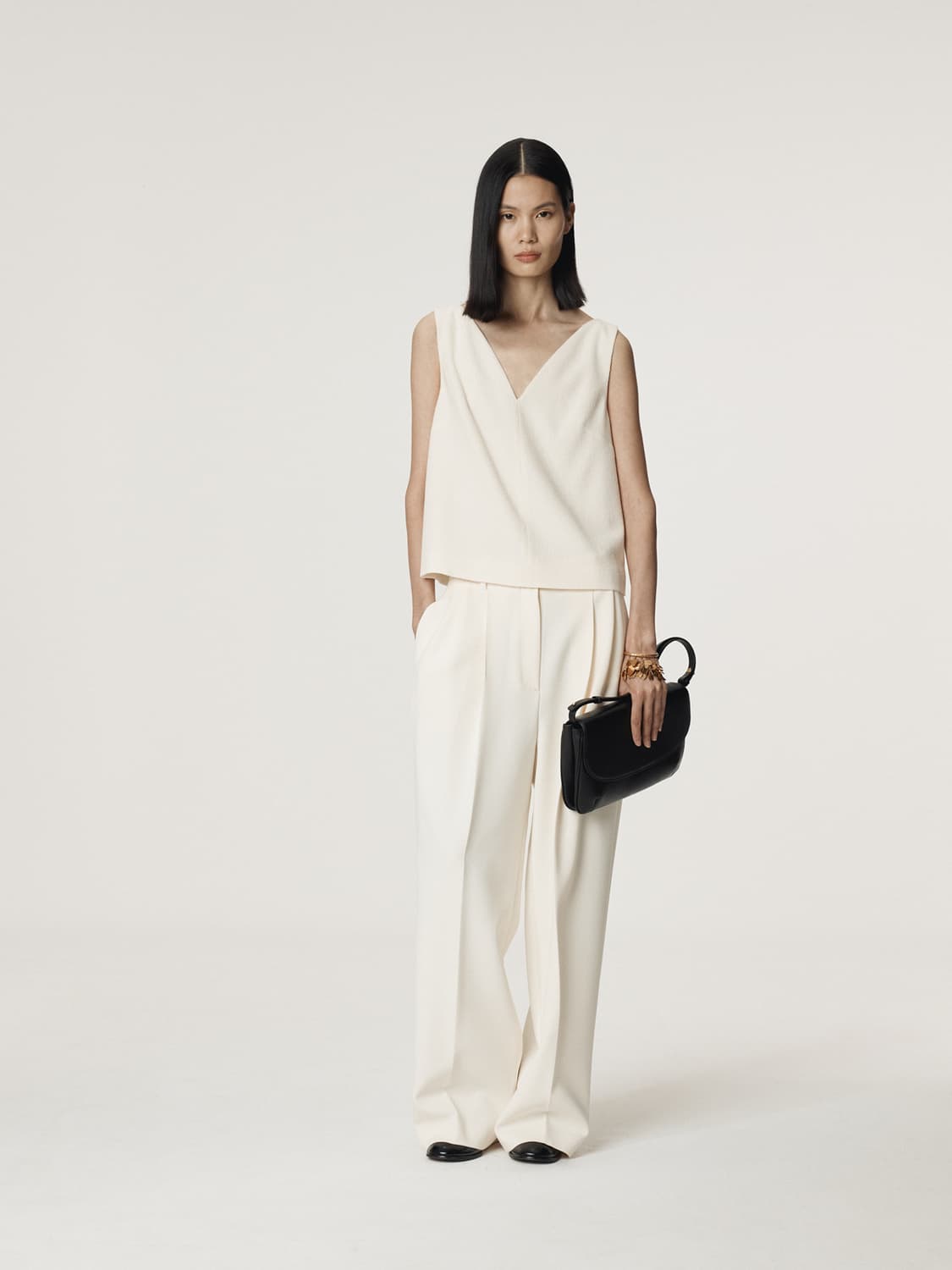 렉토 RECTO 울 트위드 브이넥 탑 아이보리 상품이미지3