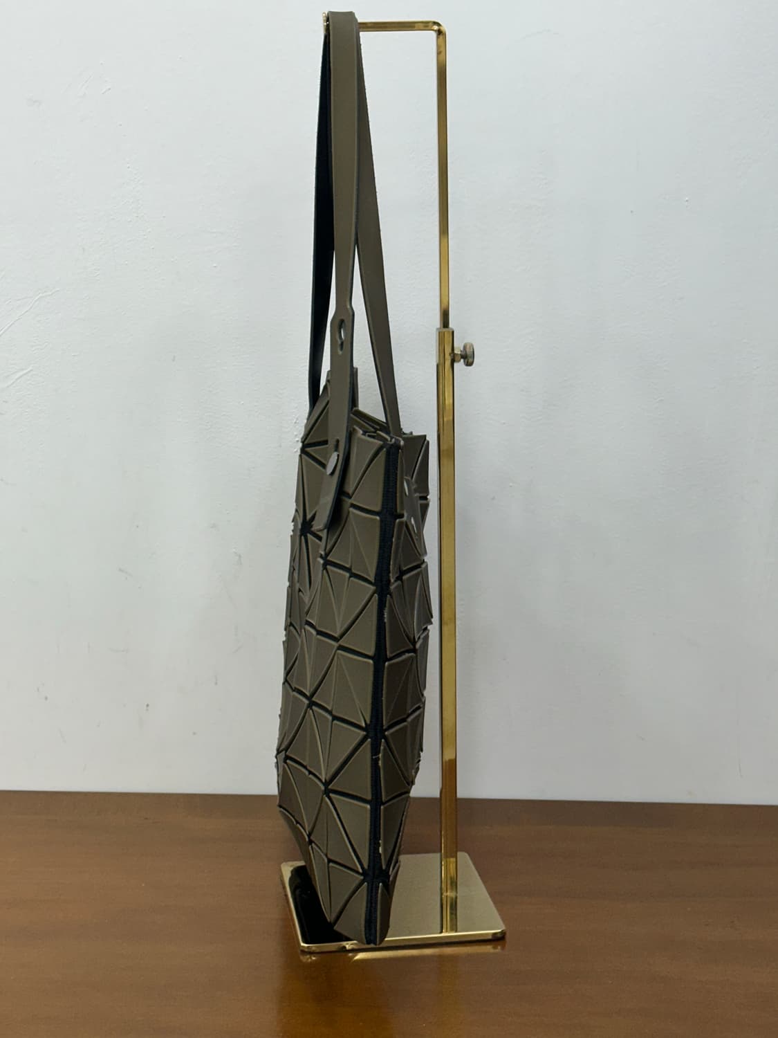 바오바오 이세이미야케 숄더백 상품이미지5