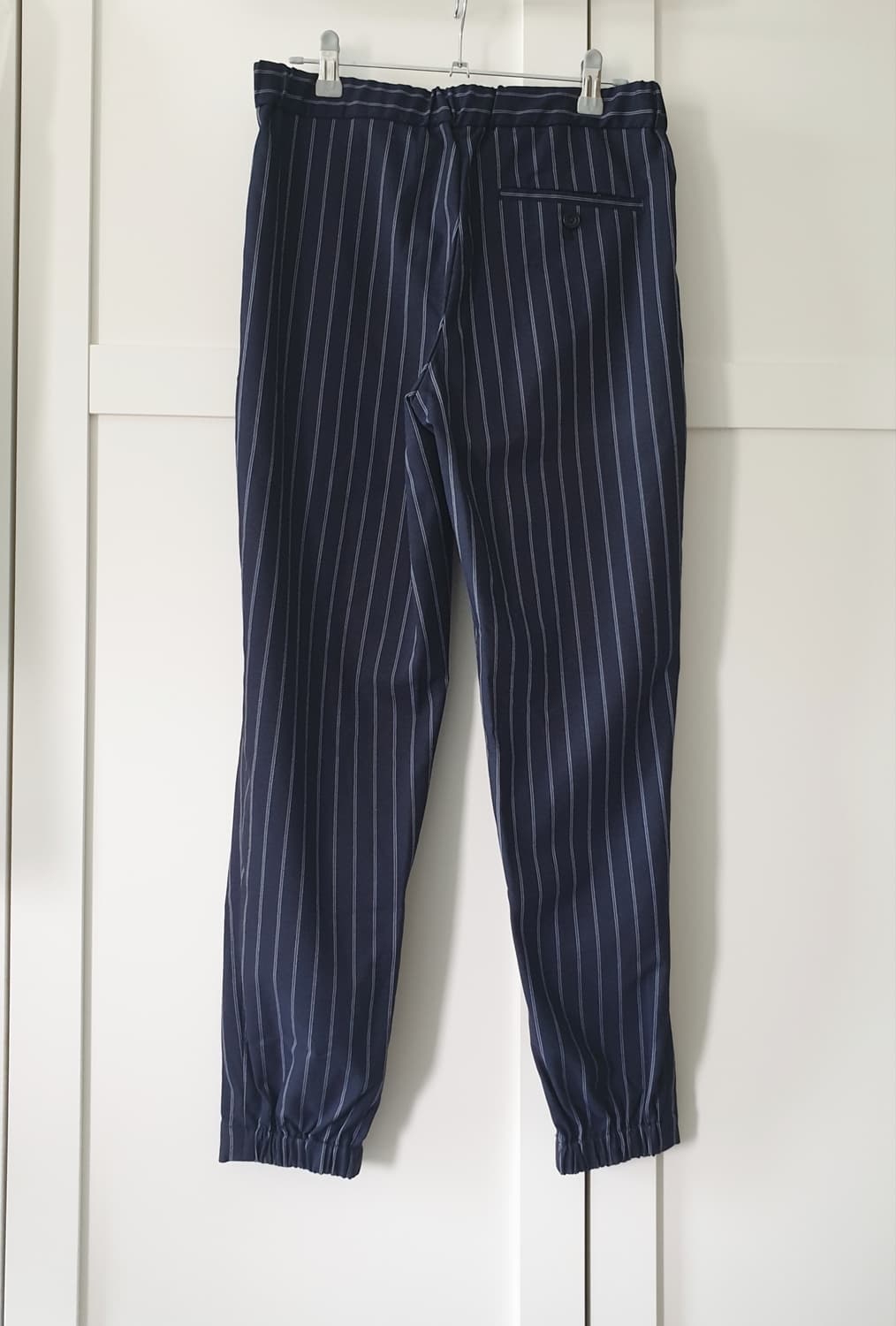 유니클로 핀스트라이프 팬츠 조거팬츠 네이비 상품이미지2
