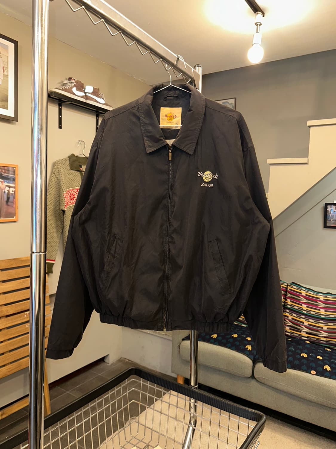 90’s Hard Rock Cafe London logo bomber 상품이미지4