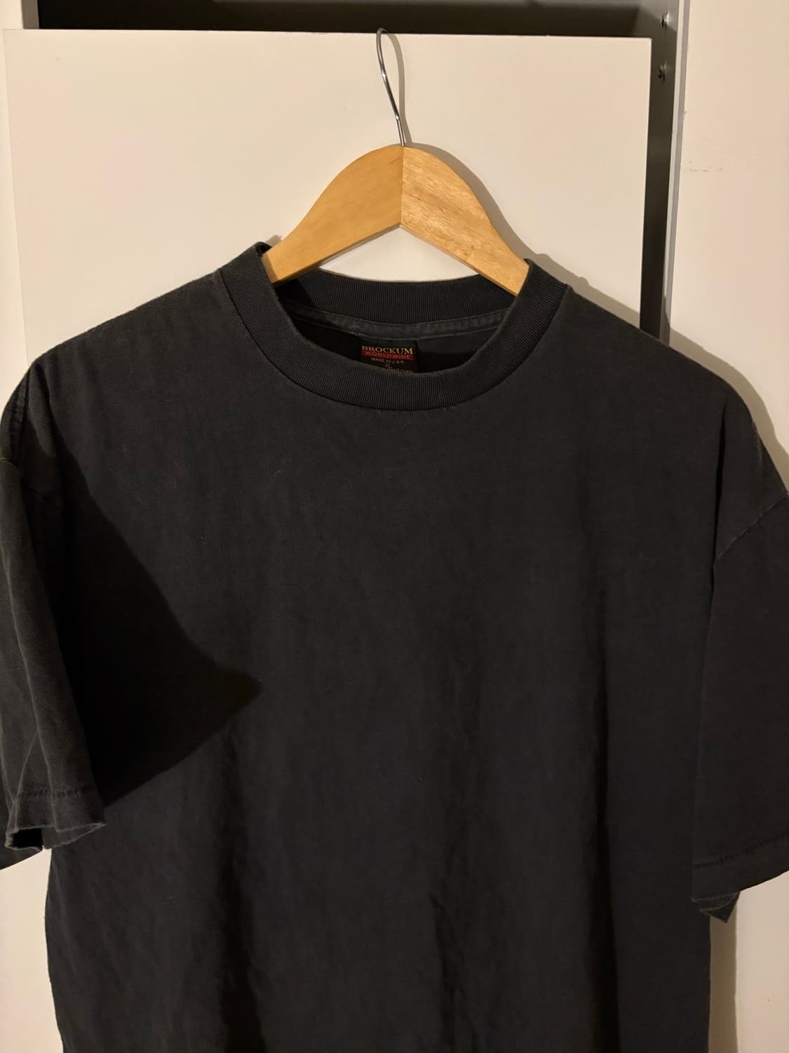 90‘s Brokum Faded Tshirts (usa made) 상품이미지2