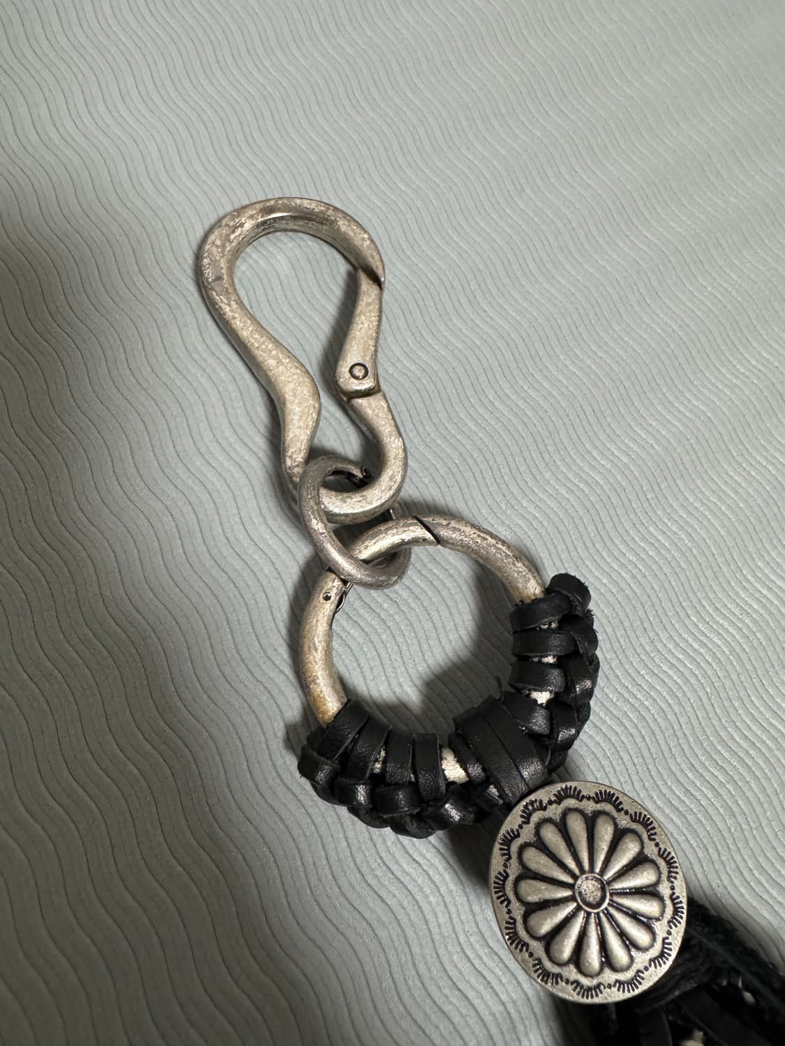 앤더슨벨 이올레틱 레더링 키체인 상품이미지2