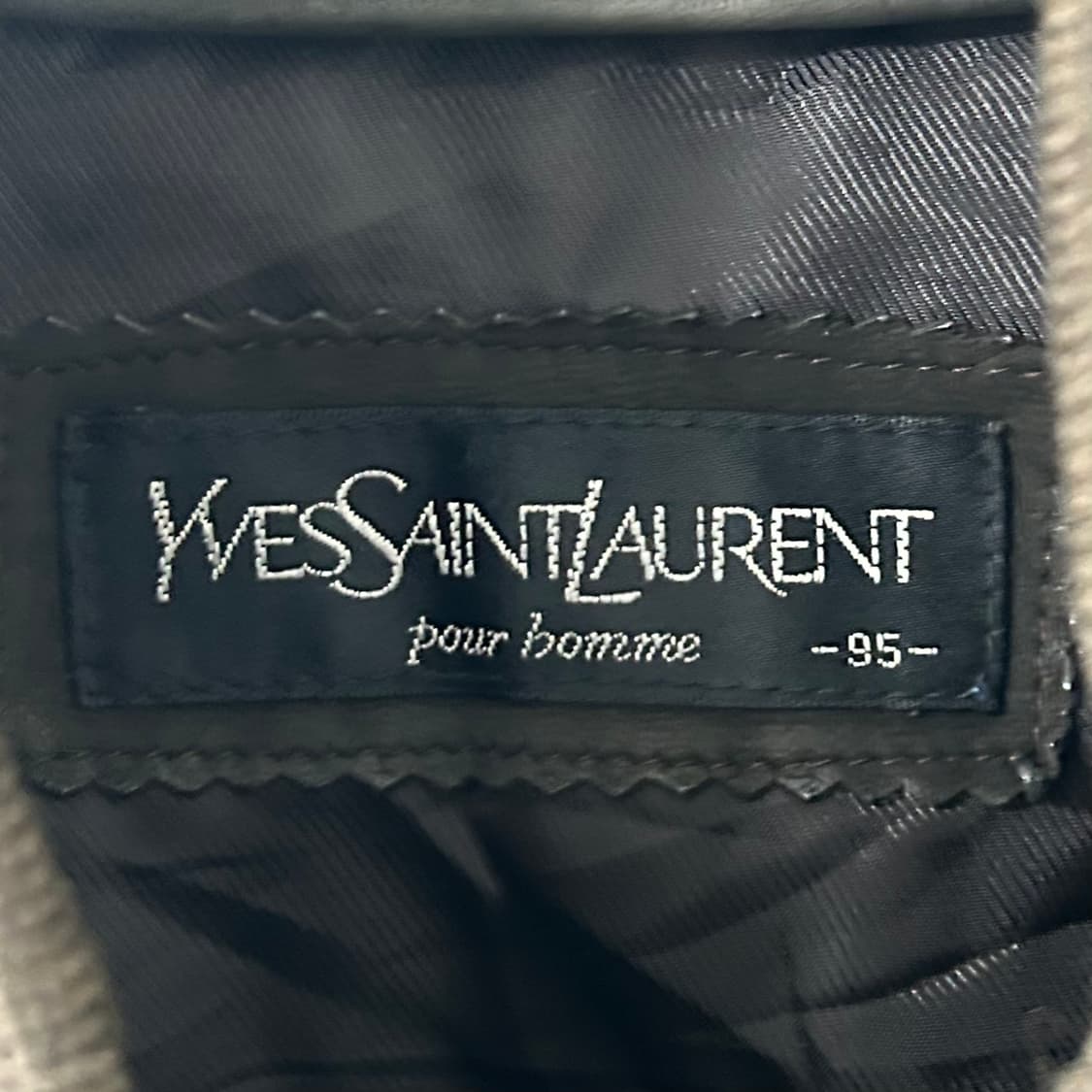 입생로랑 양가죽 스웨이드 봄버 자켓 상품이미지8